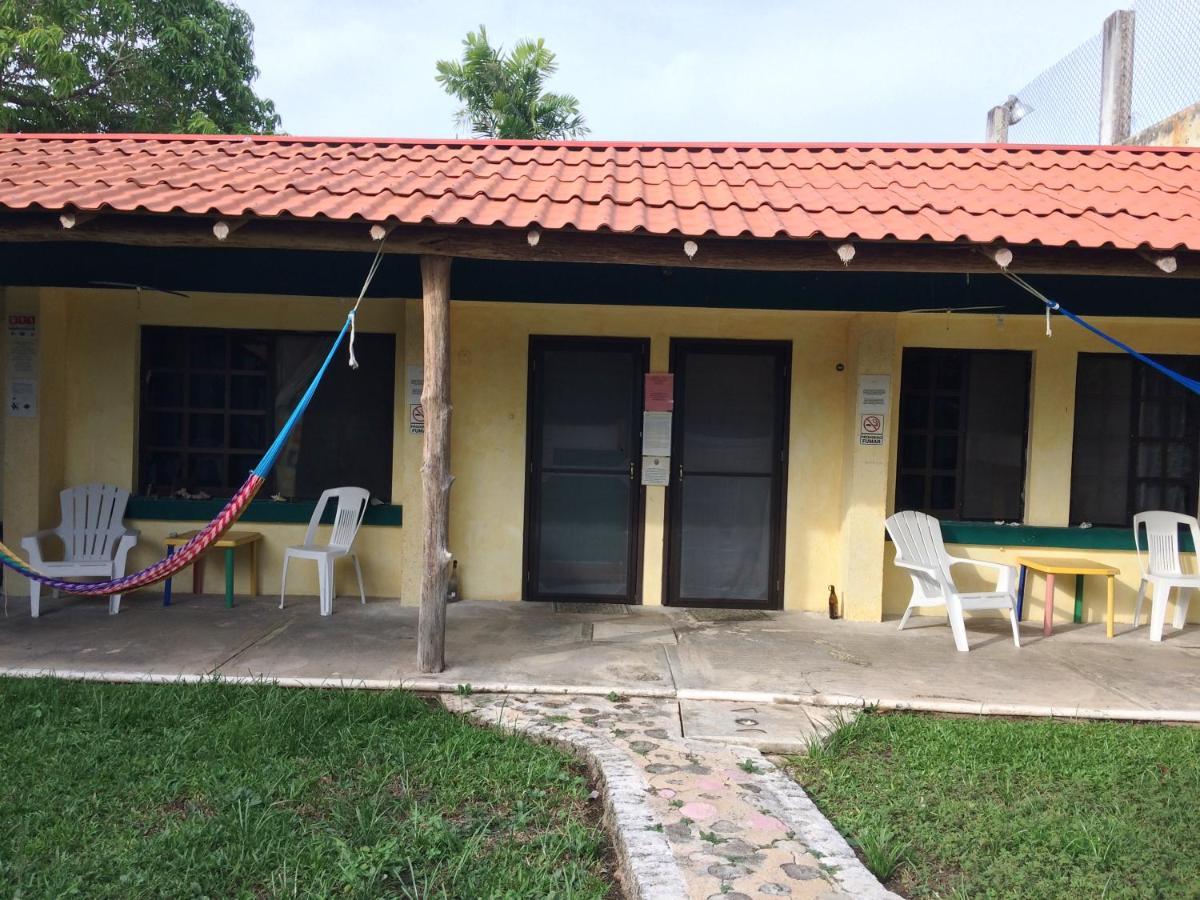 Amigos Hostel Cozumel Exterior foto