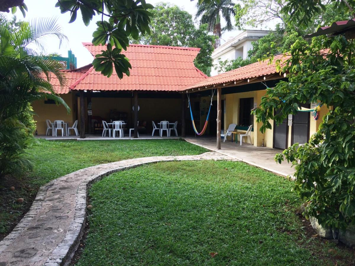 Amigos Hostel Cozumel Exterior foto