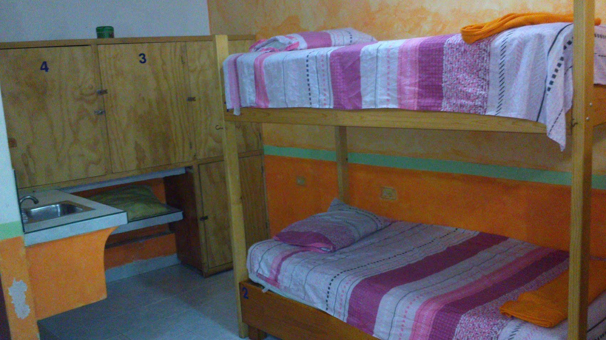 Amigos Hostel Cozumel Exterior foto