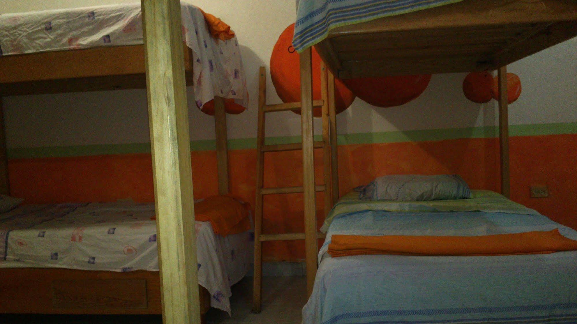 Amigos Hostel Cozumel Exterior foto